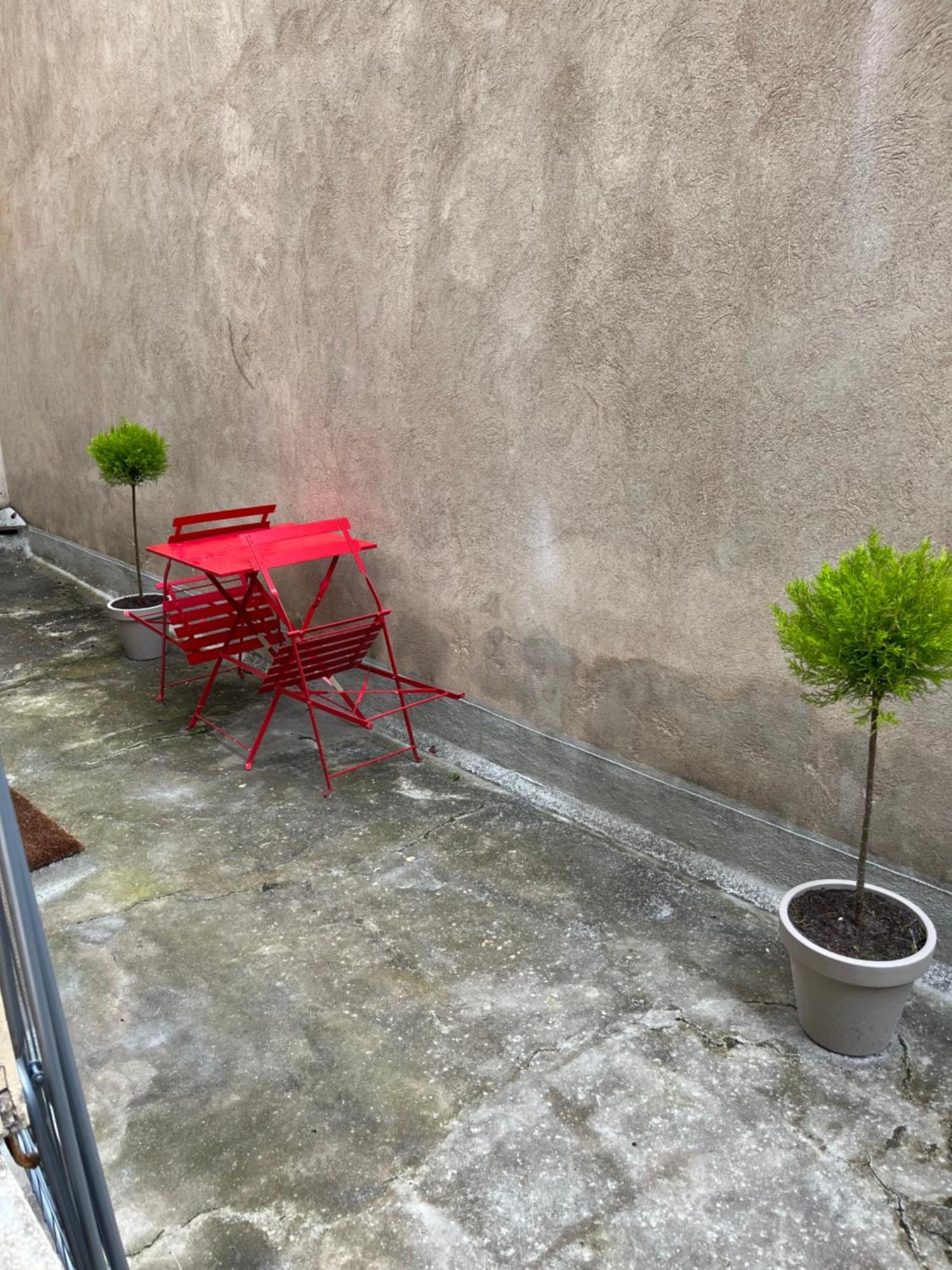 Ca Se Passe Ici Dijon Exterior foto
